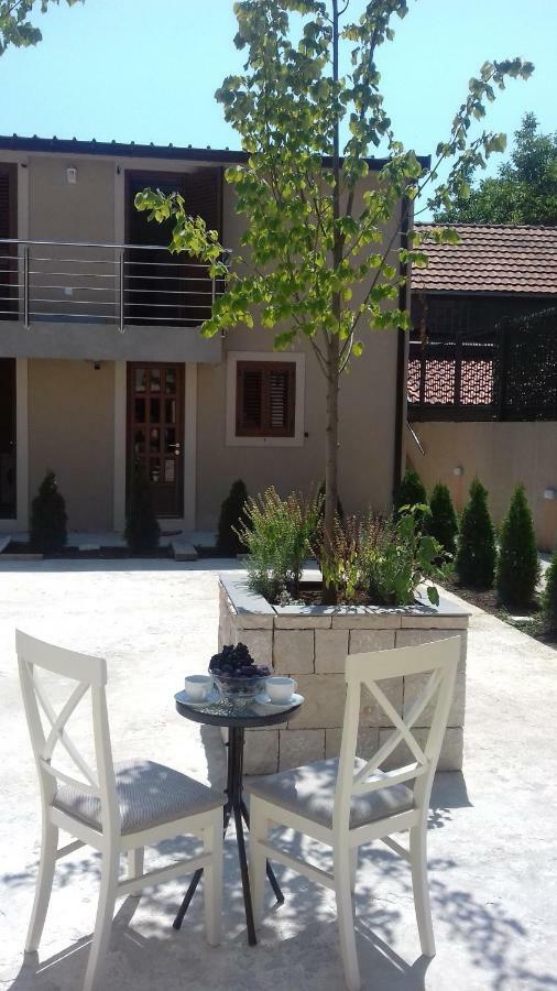Tilia Hotel Cetinje Exterior photo